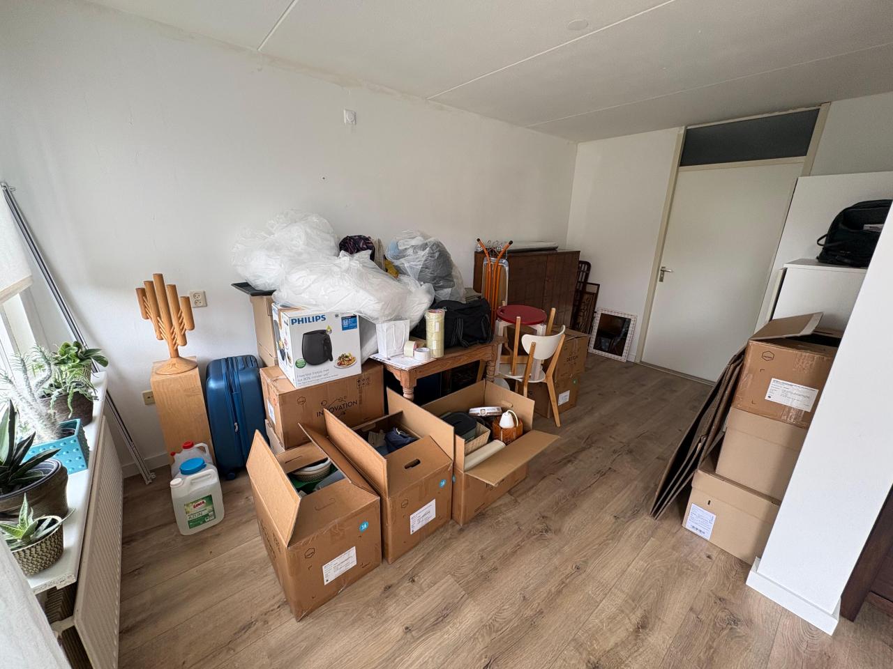 housePhoto