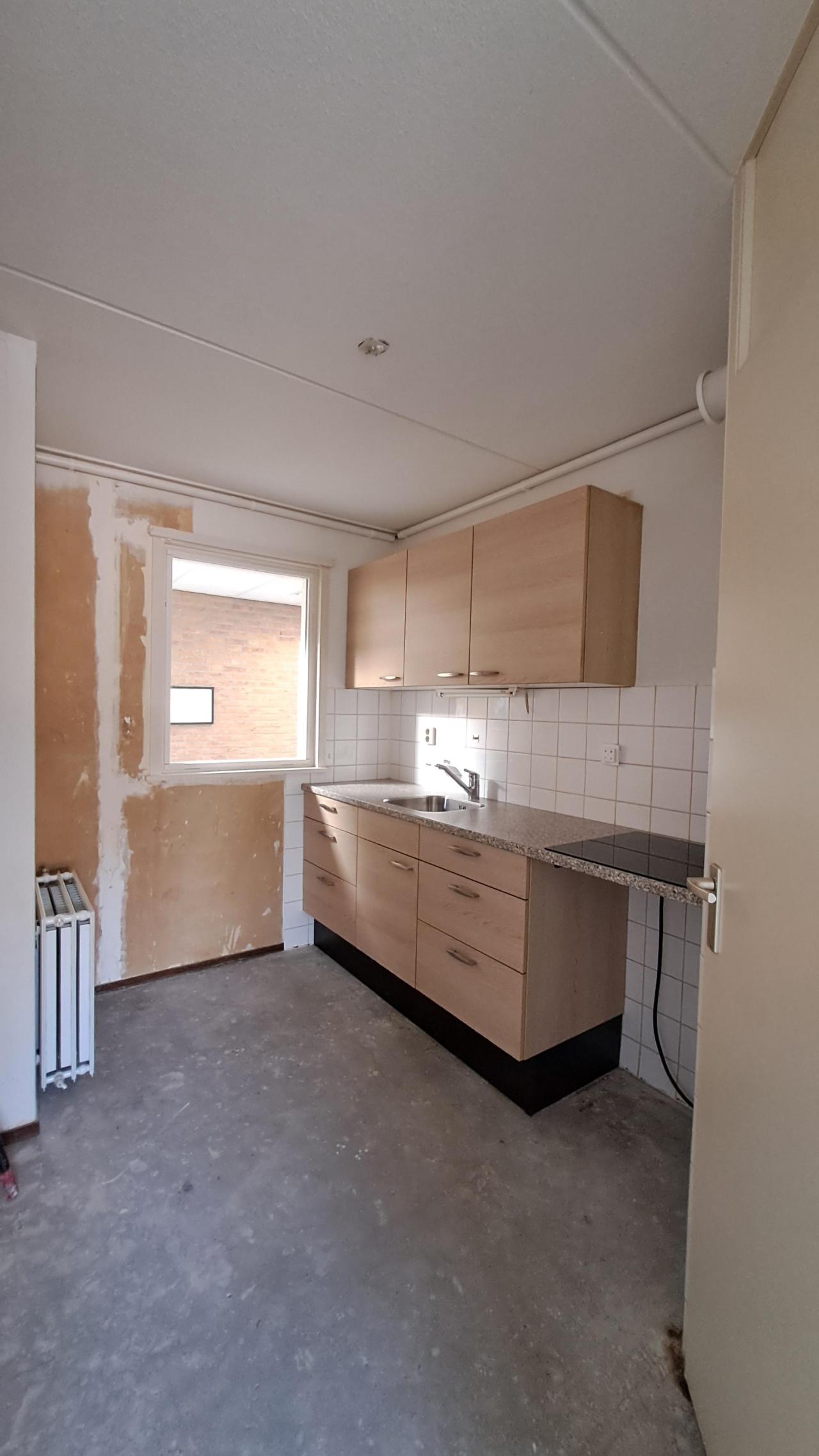 housePhoto