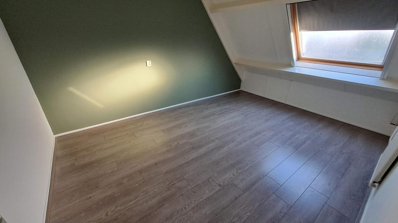housePhoto