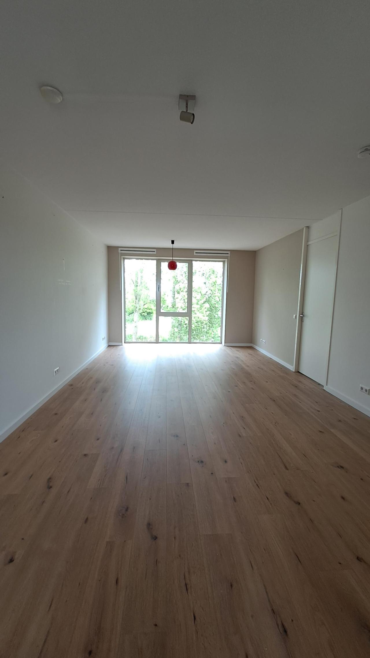 housePhoto