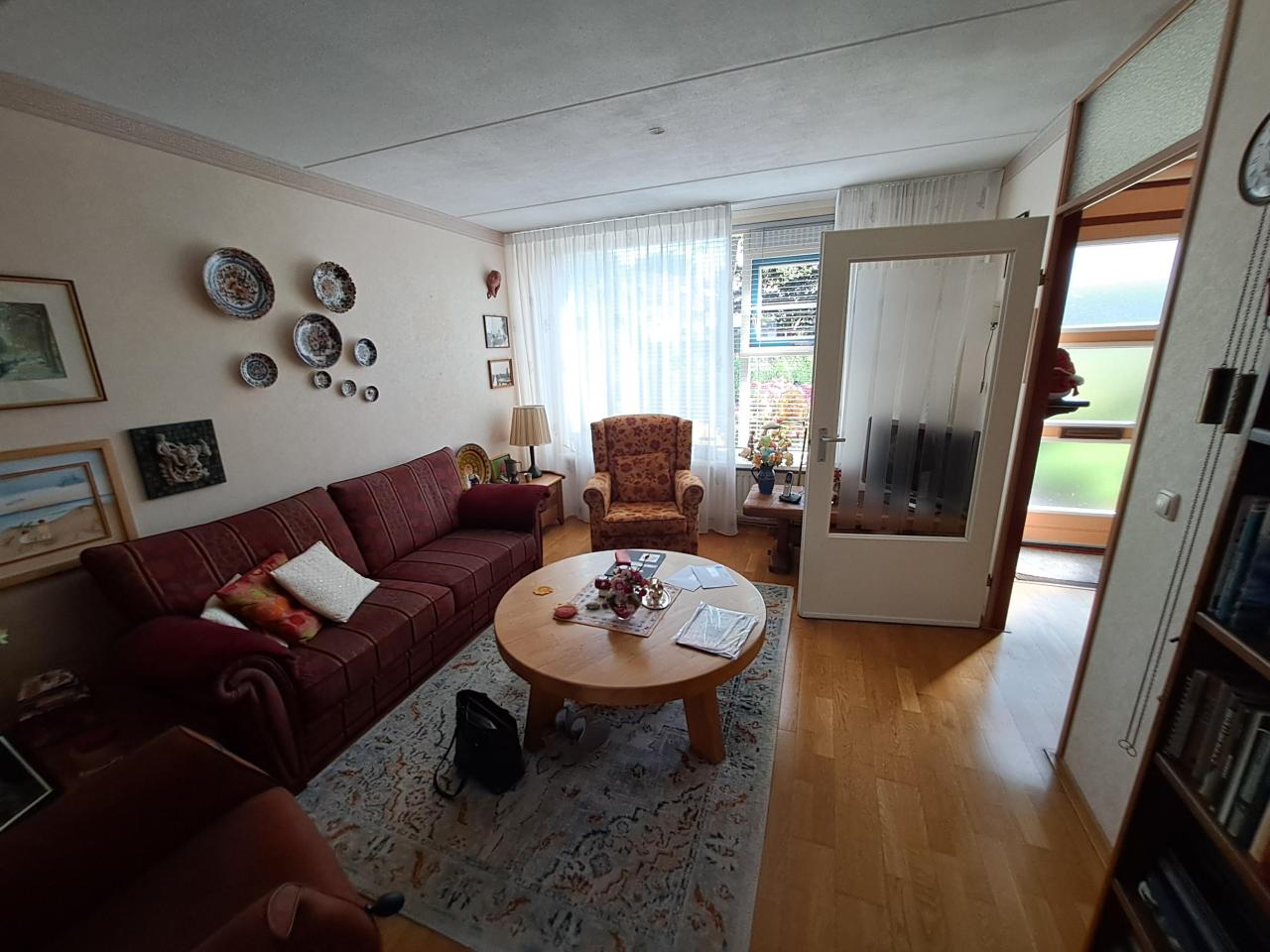 housePhoto