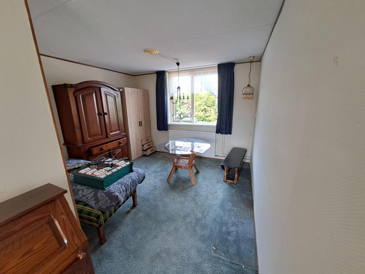housePhoto