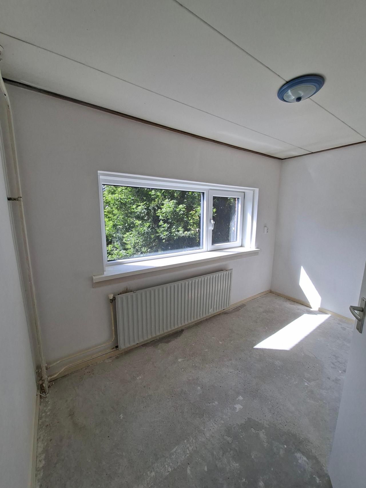 housePhoto