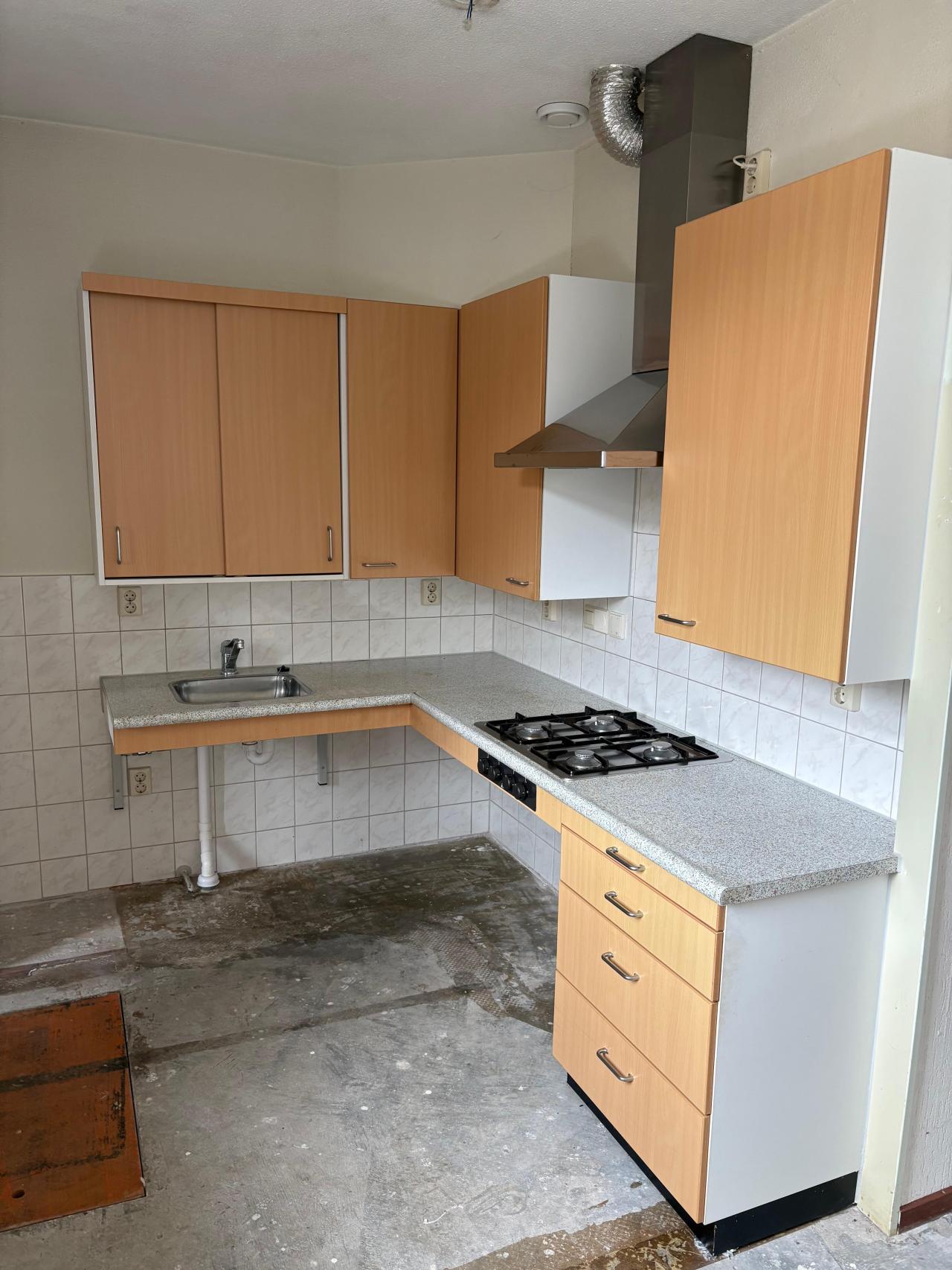 housePhoto
