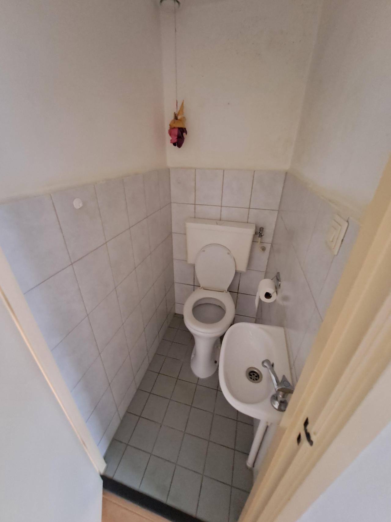 housePhoto