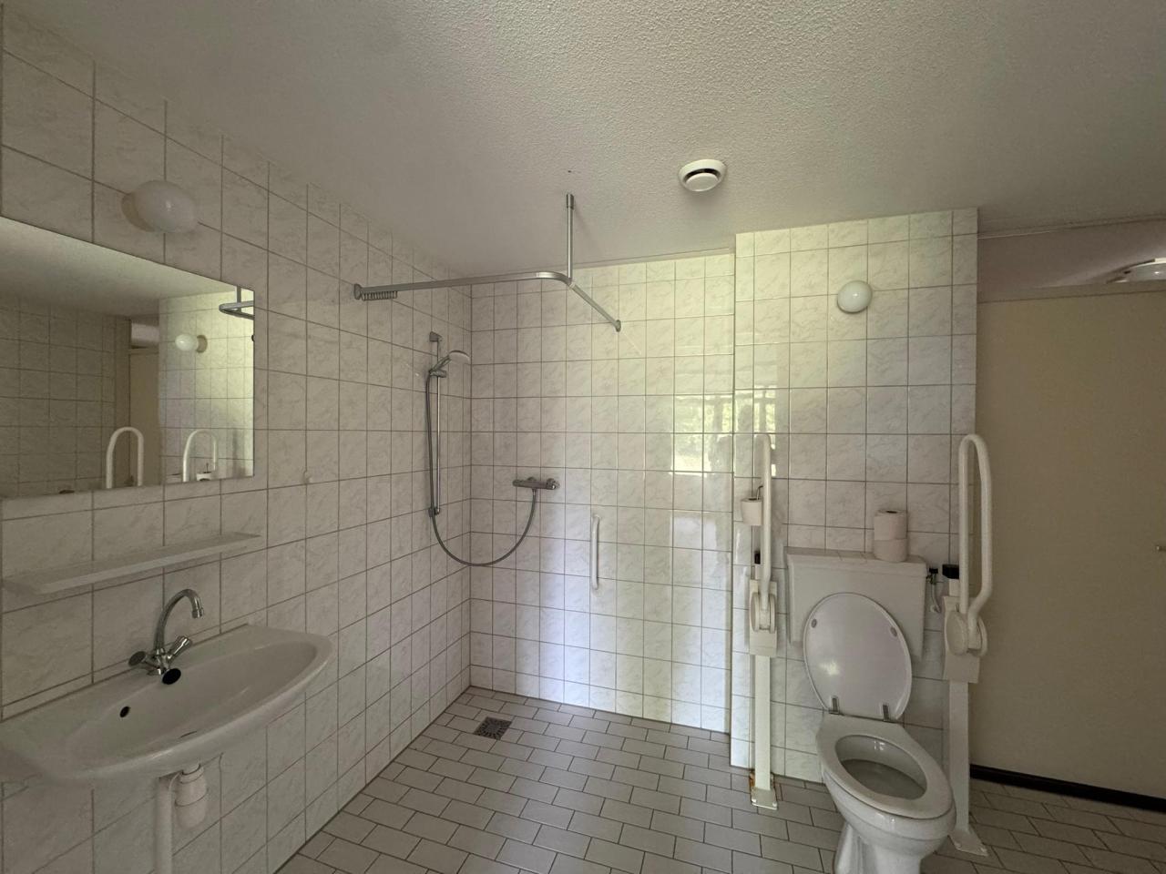 housePhoto