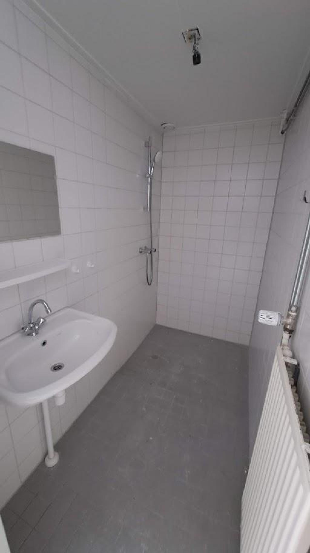 housePhoto