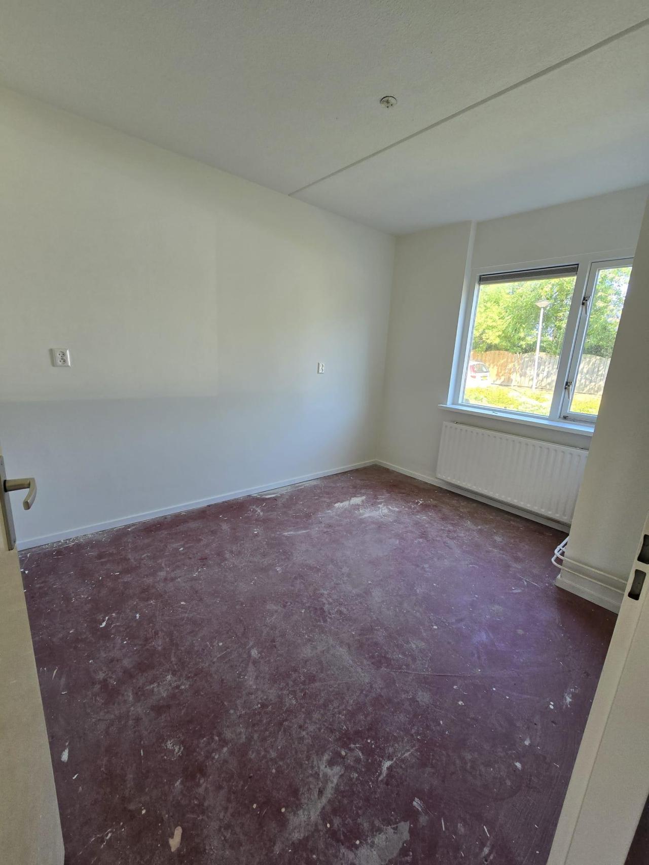 housePhoto