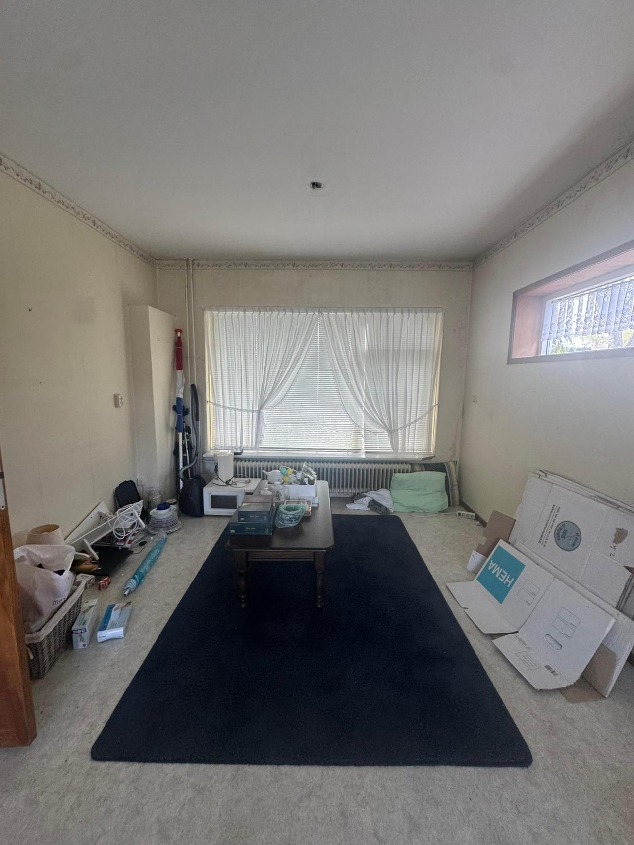 housePhoto