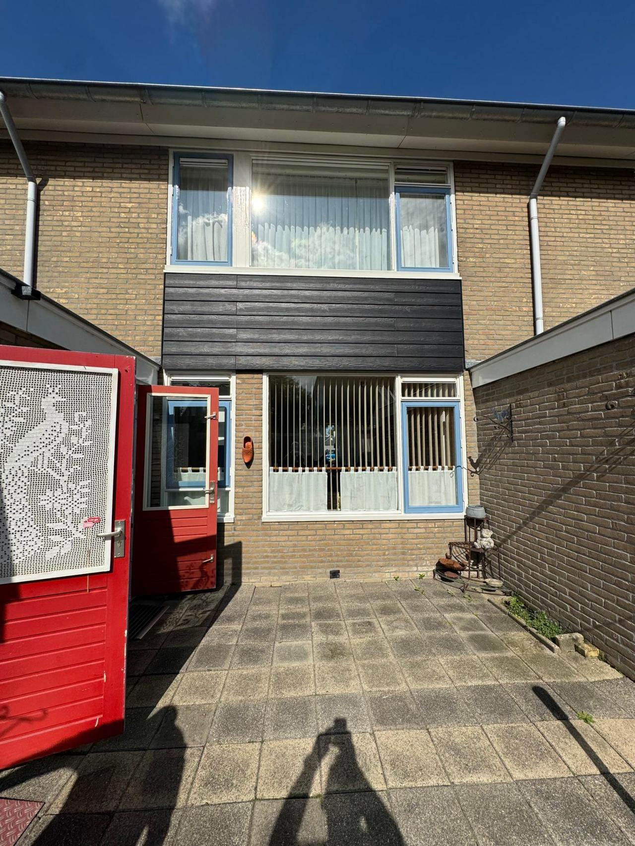 Dirk C. Rezelmanstraat 23