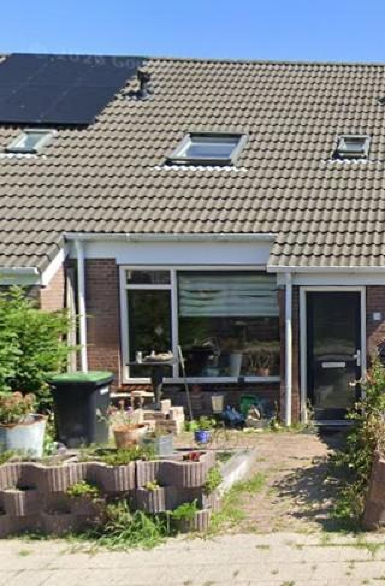 housePhoto