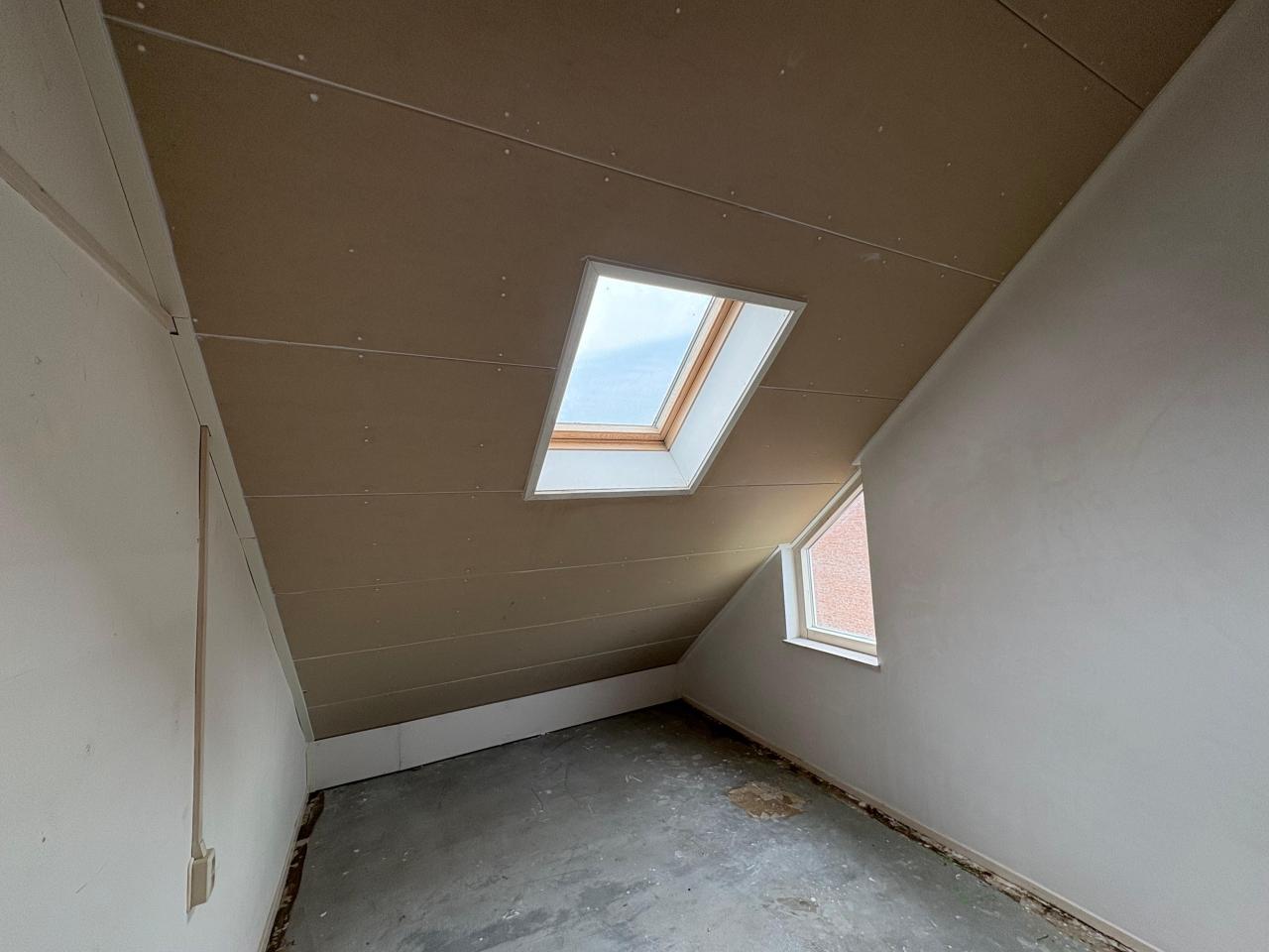 housePhoto