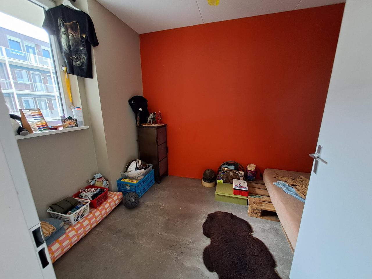 housePhoto
