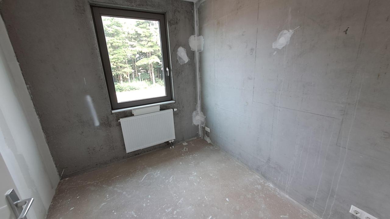 housePhoto