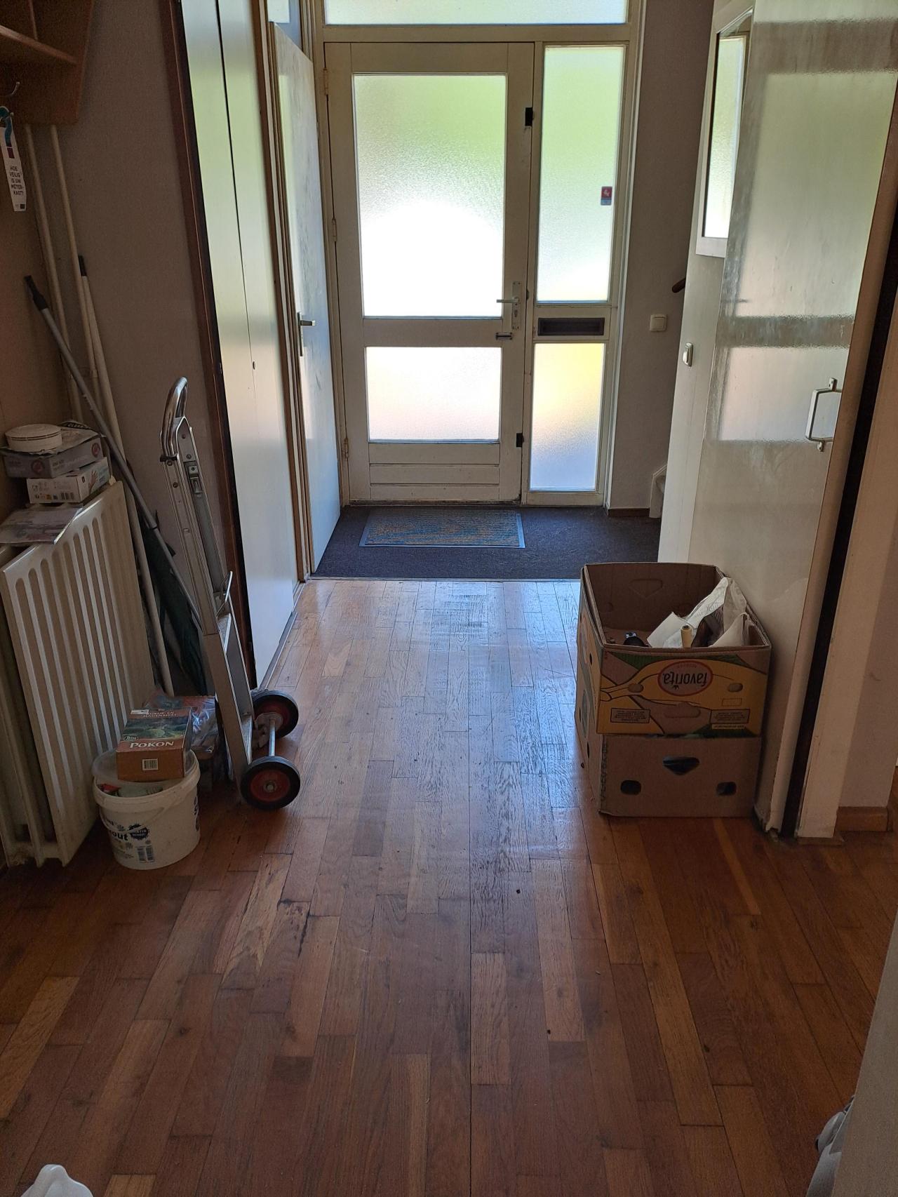 housePhoto