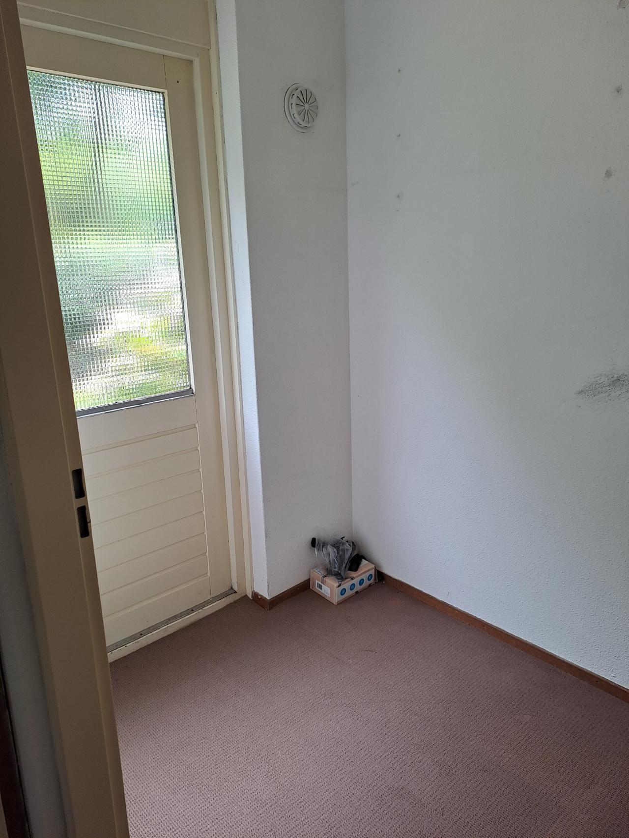 housePhoto