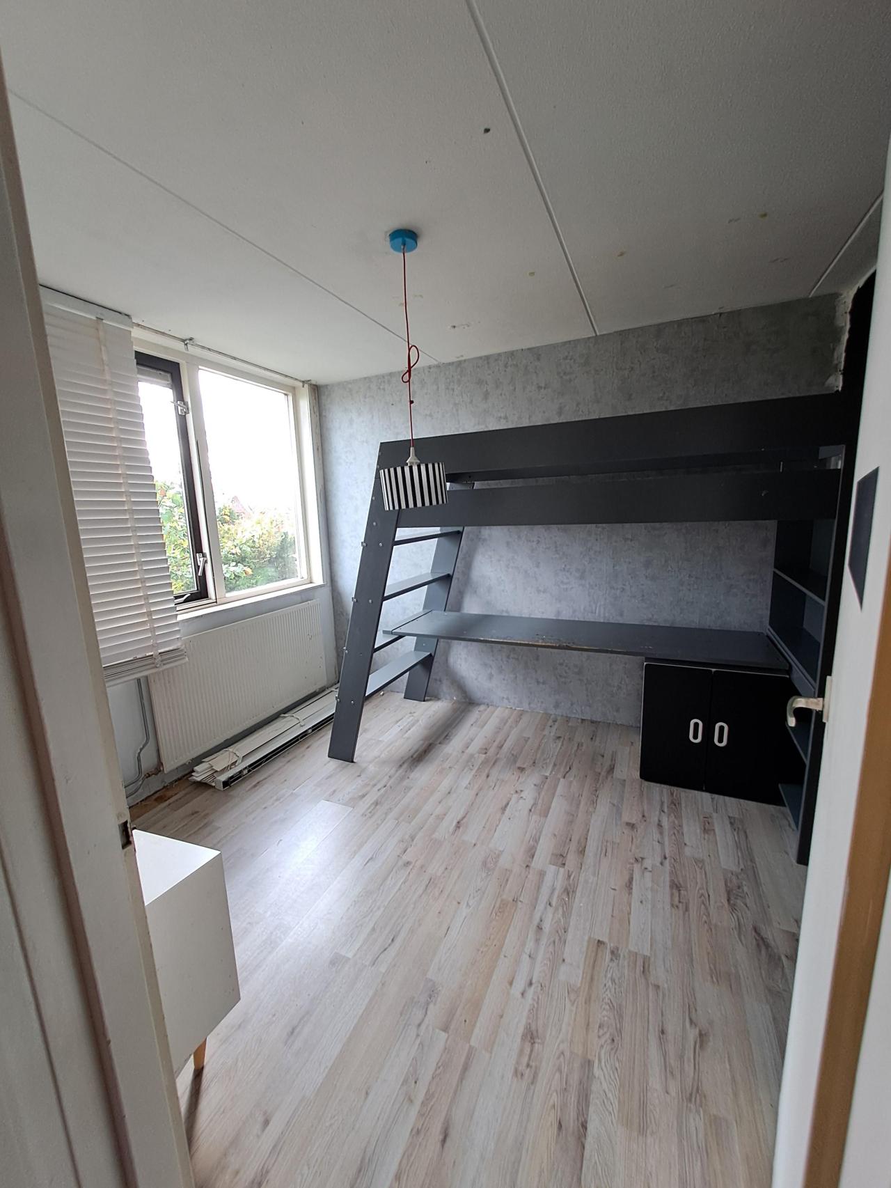 housePhoto
