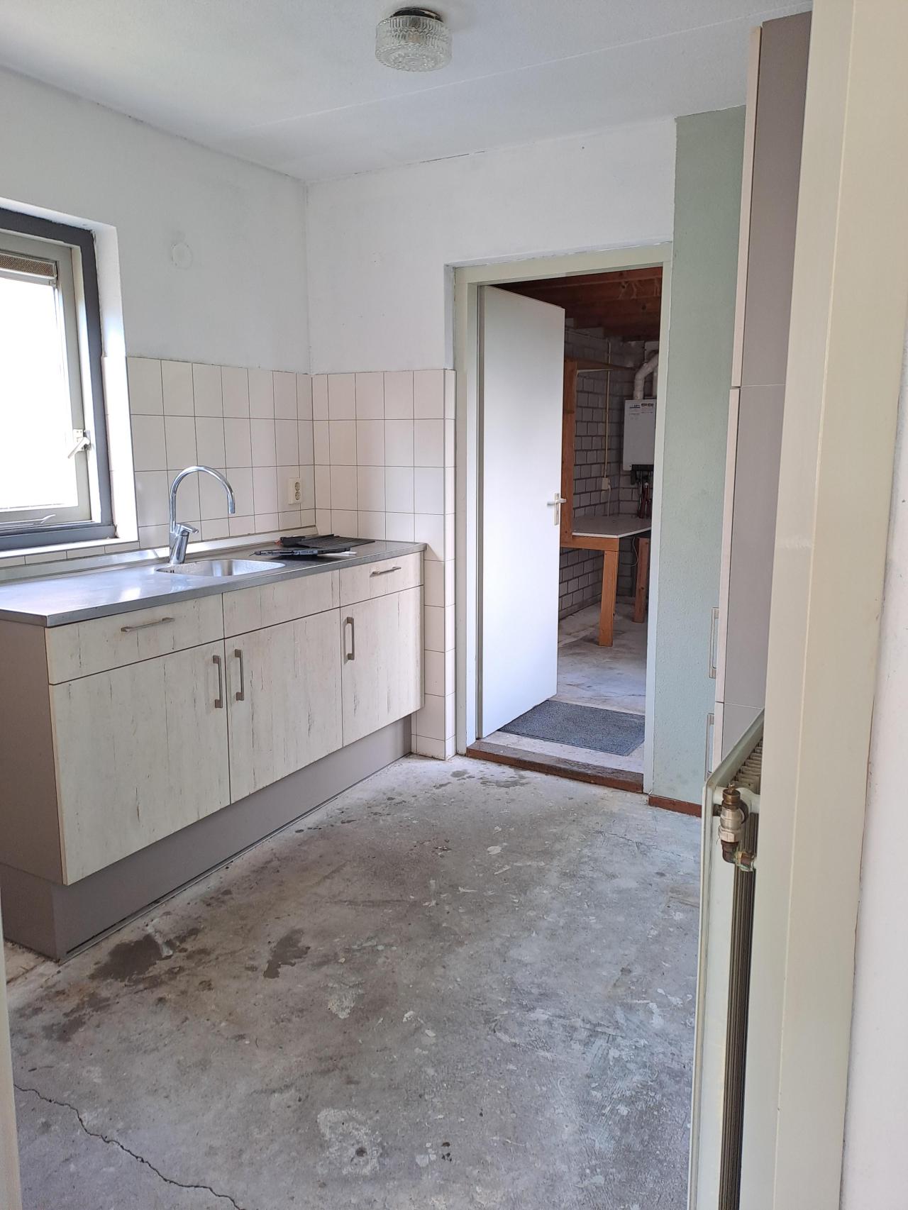 housePhoto