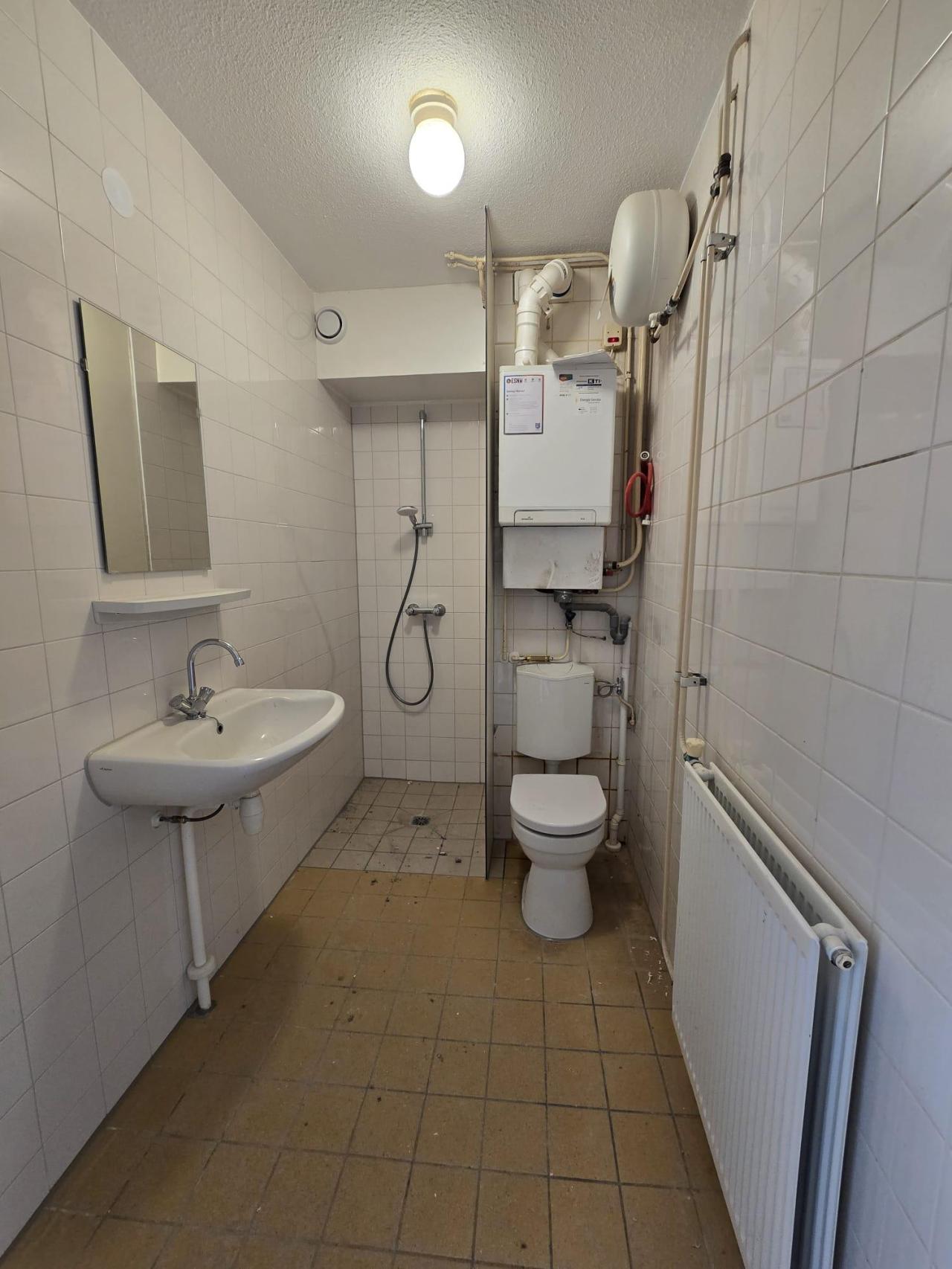 housePhoto