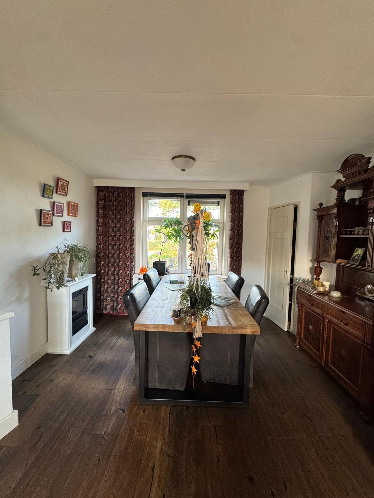 housePhoto