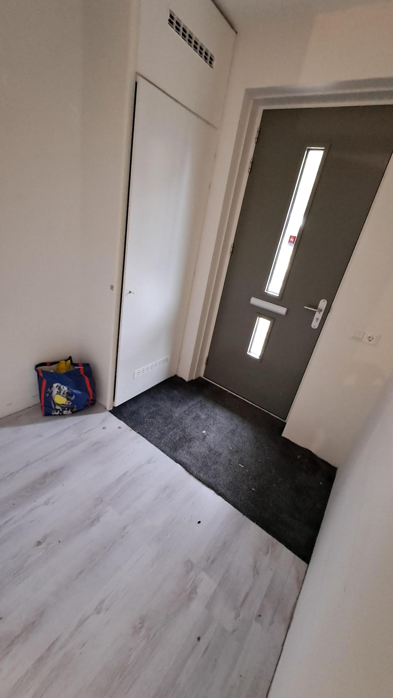 housePhoto
