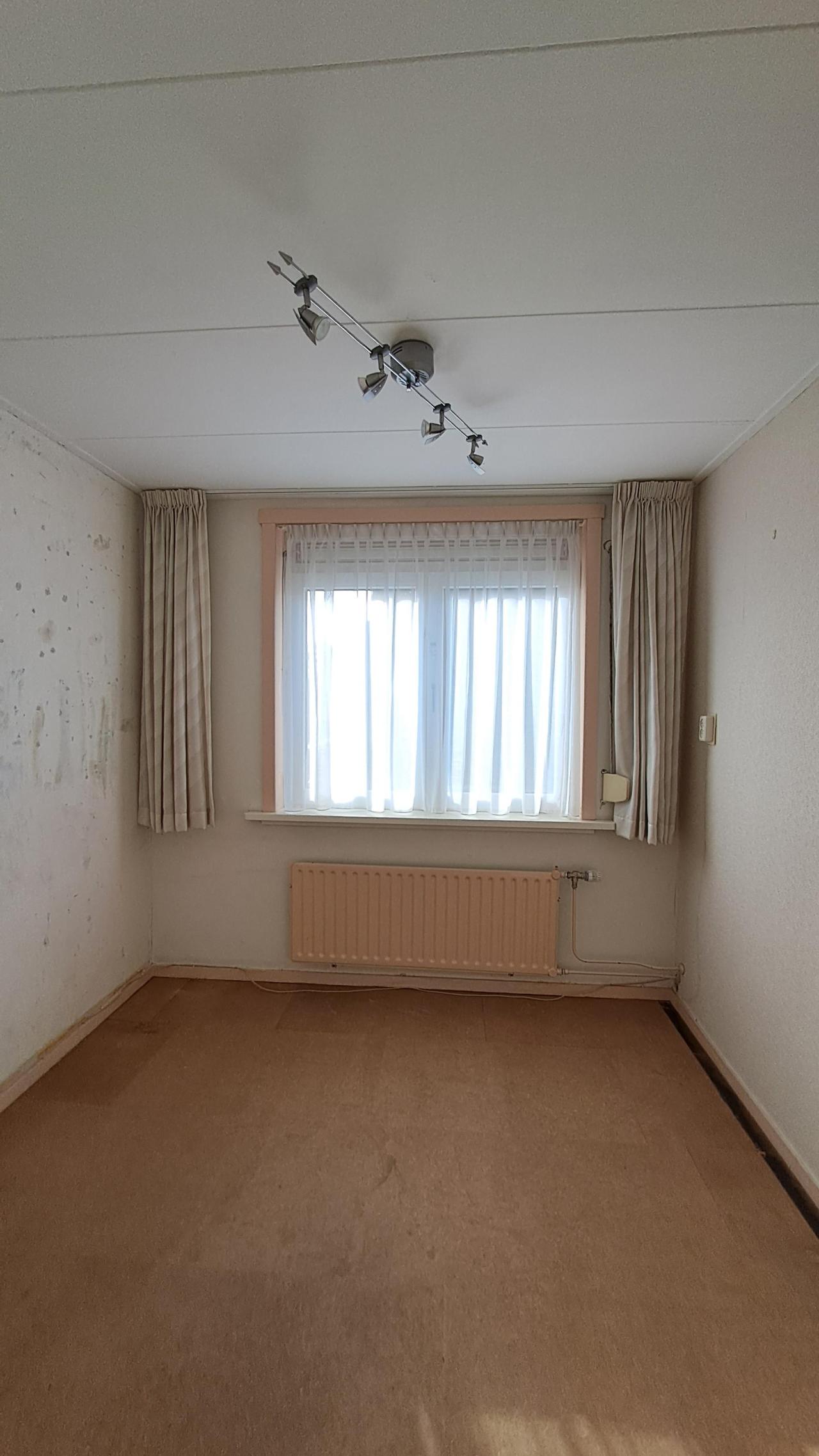 housePhoto