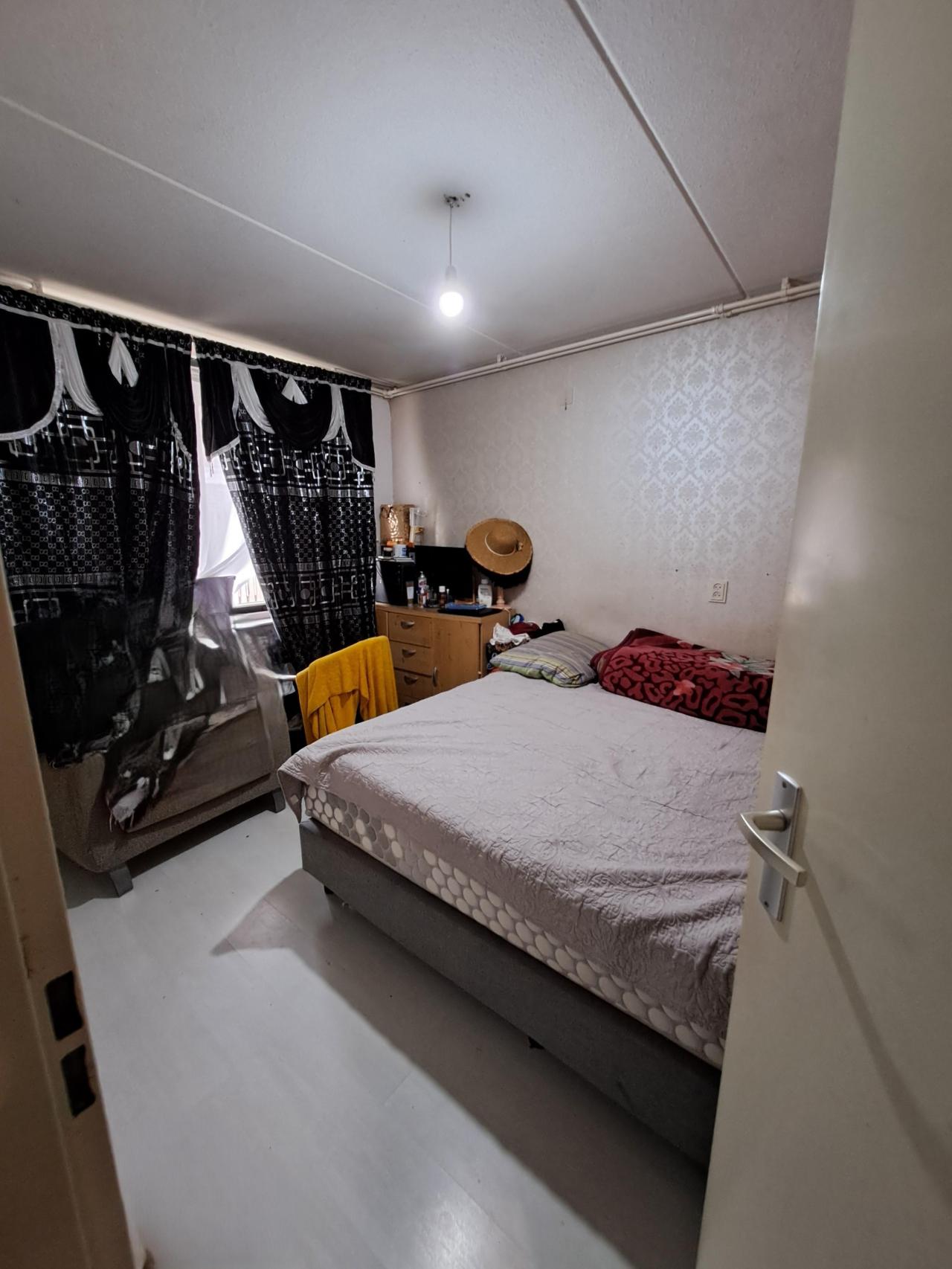 housePhoto