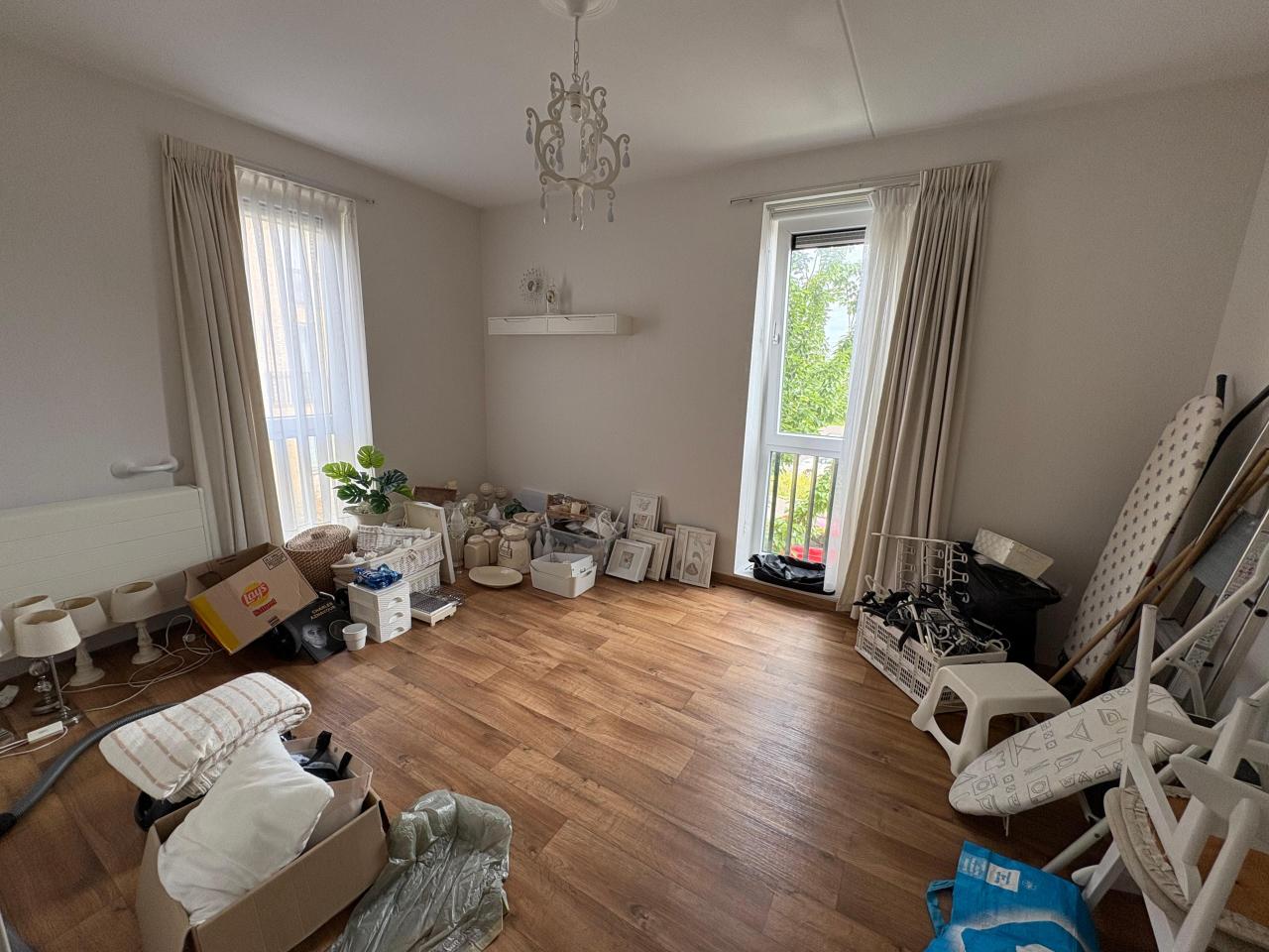 housePhoto