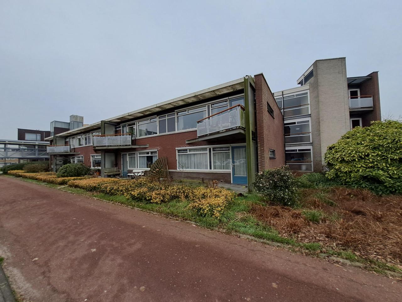 housePhoto