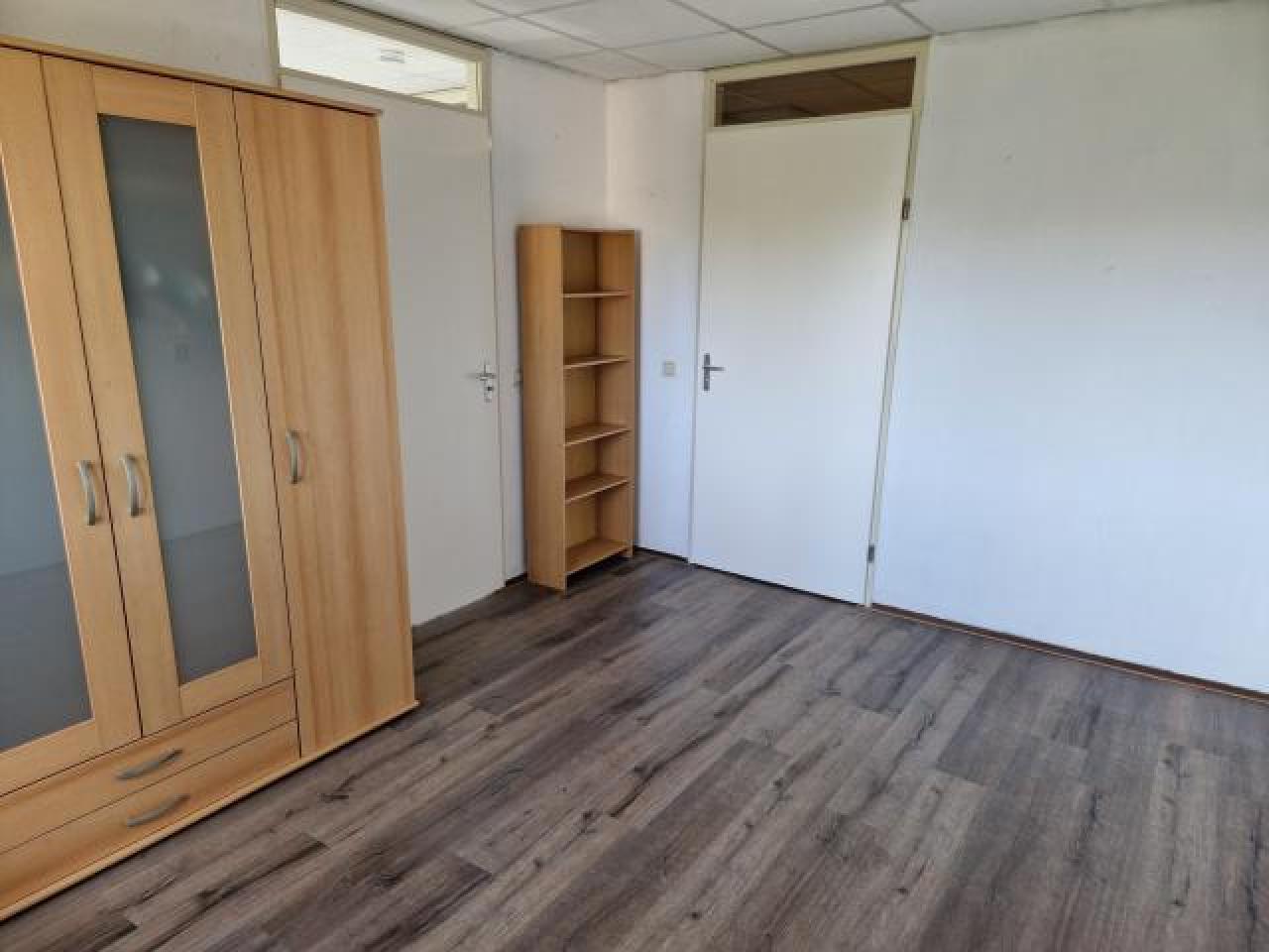housePhoto