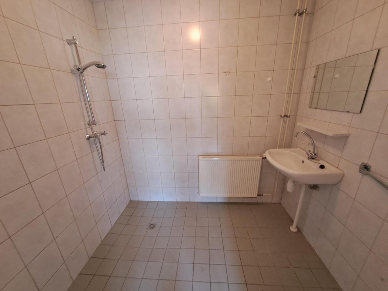 housePhoto