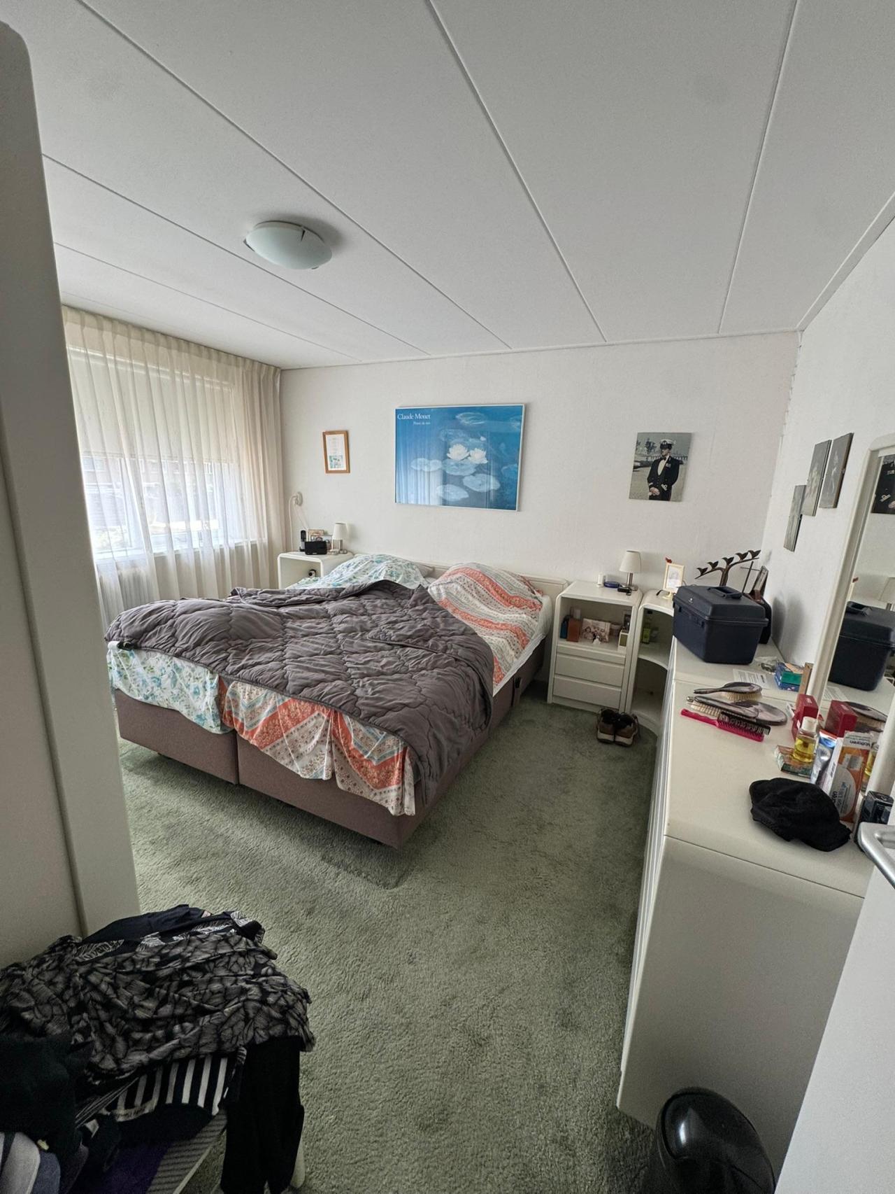 housePhoto