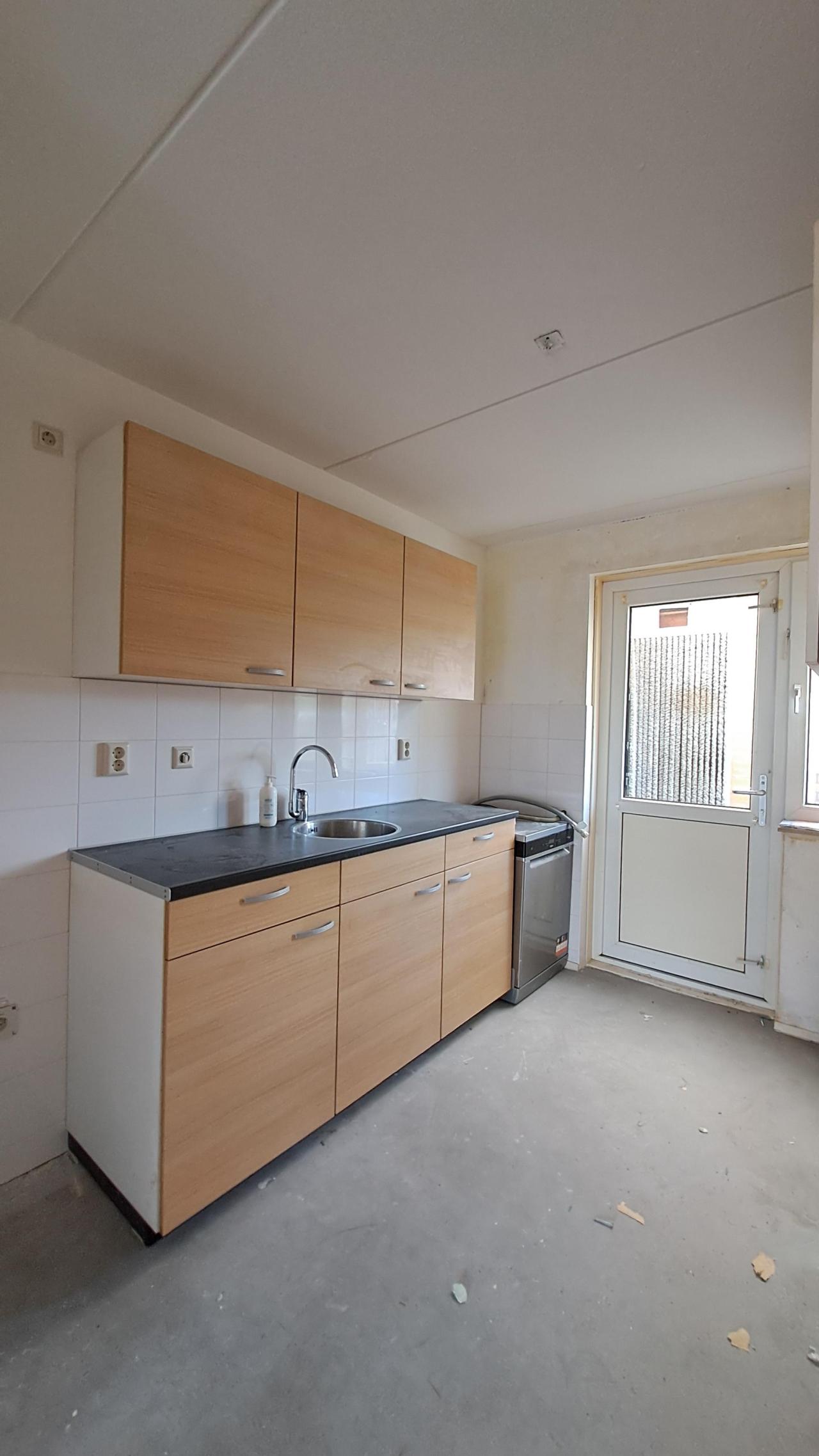 housePhoto