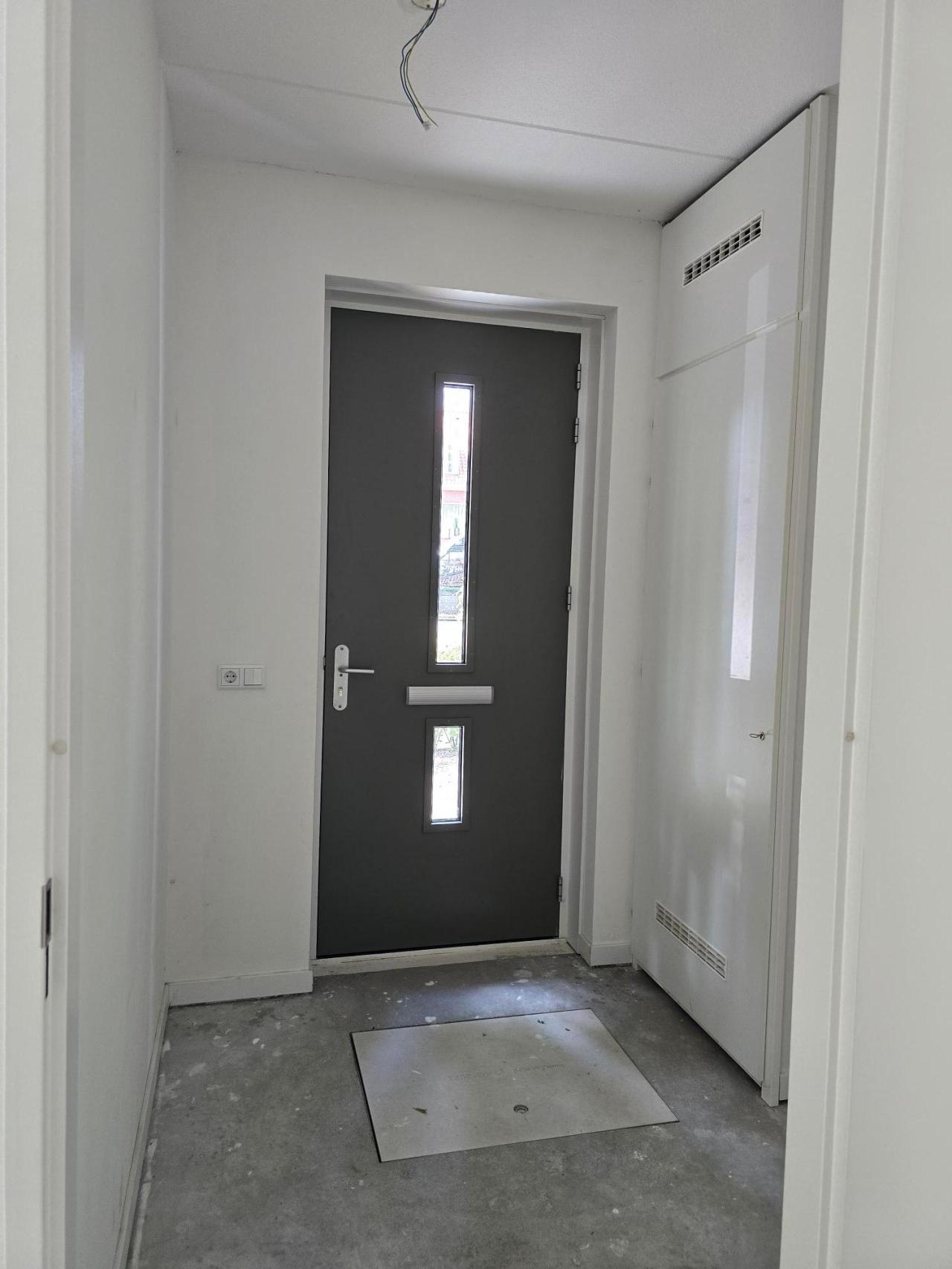 housePhoto