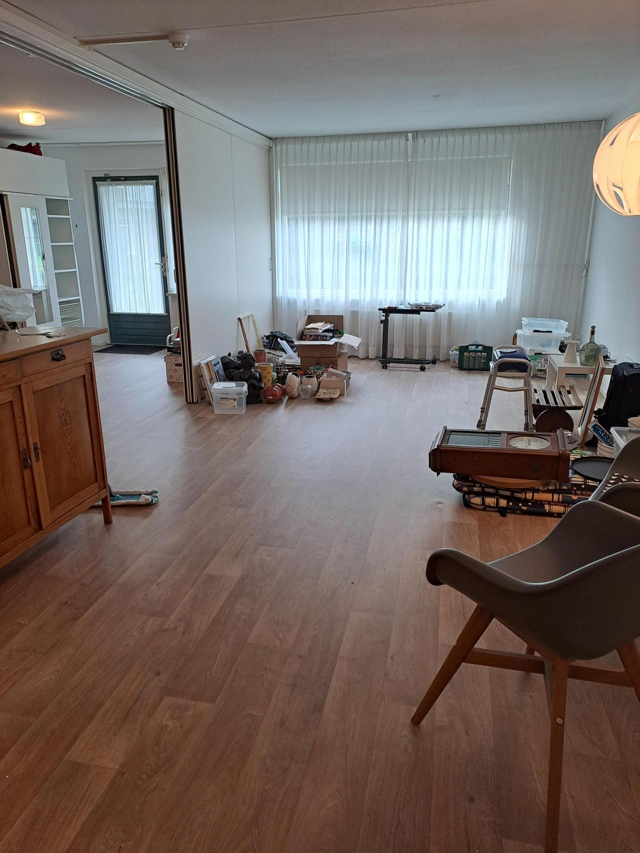 housePhoto