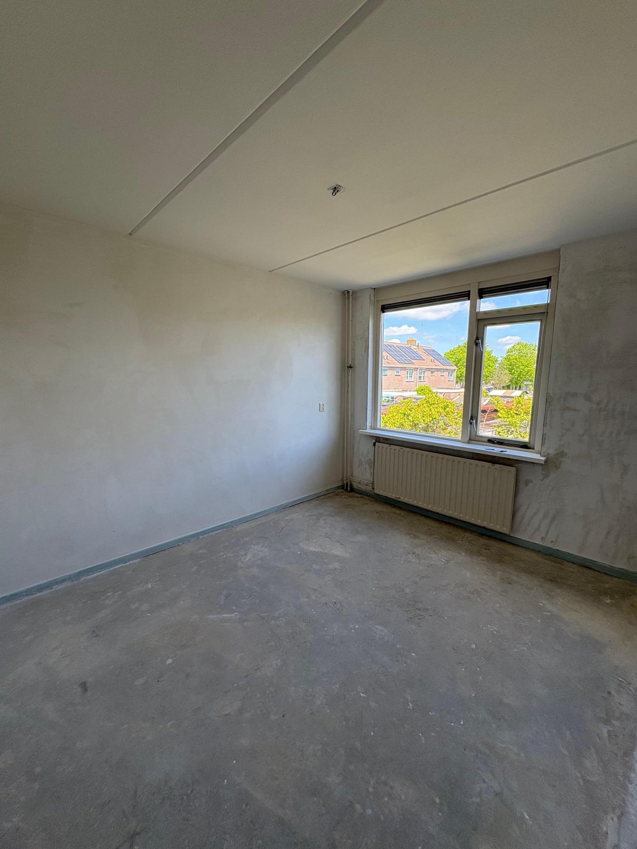 housePhoto