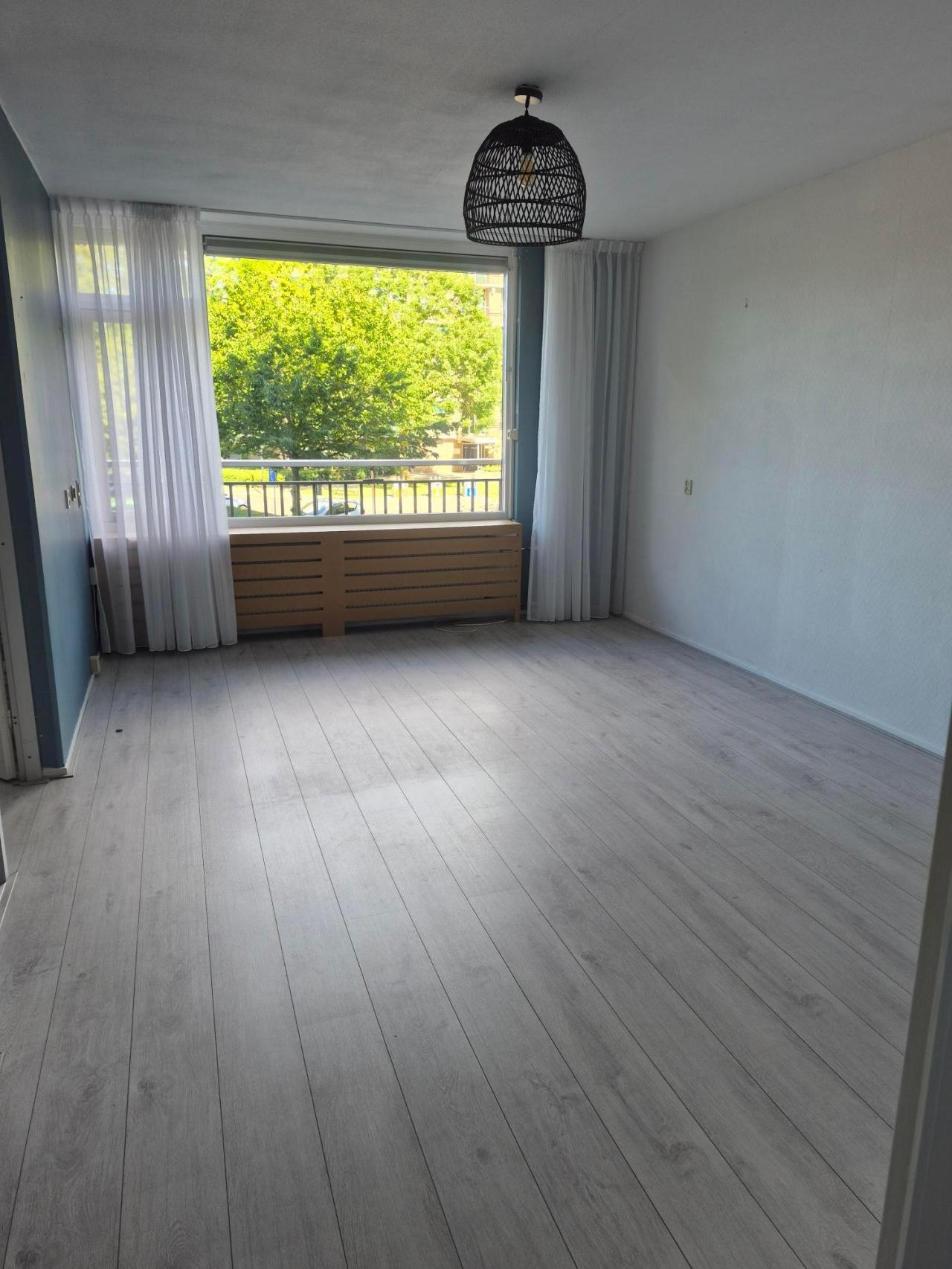 housePhoto