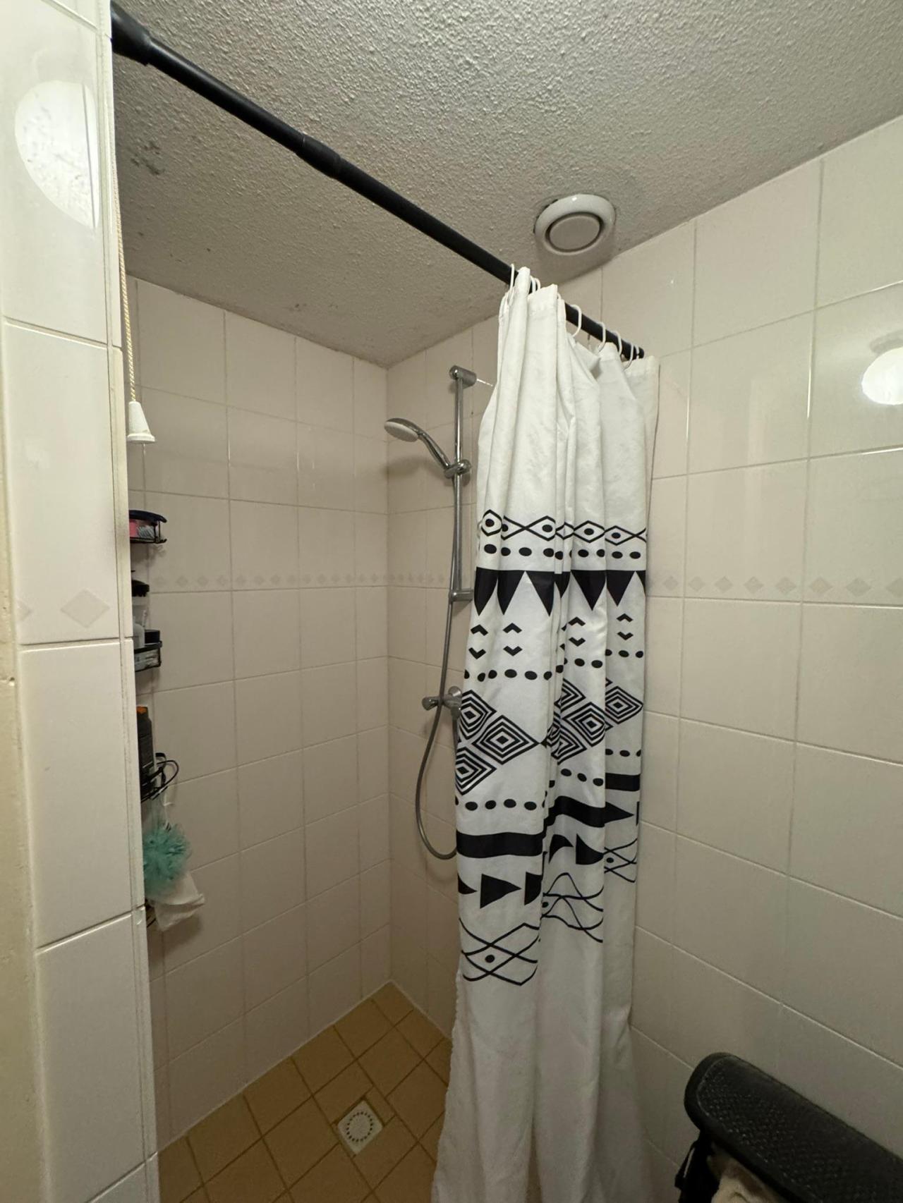 housePhoto