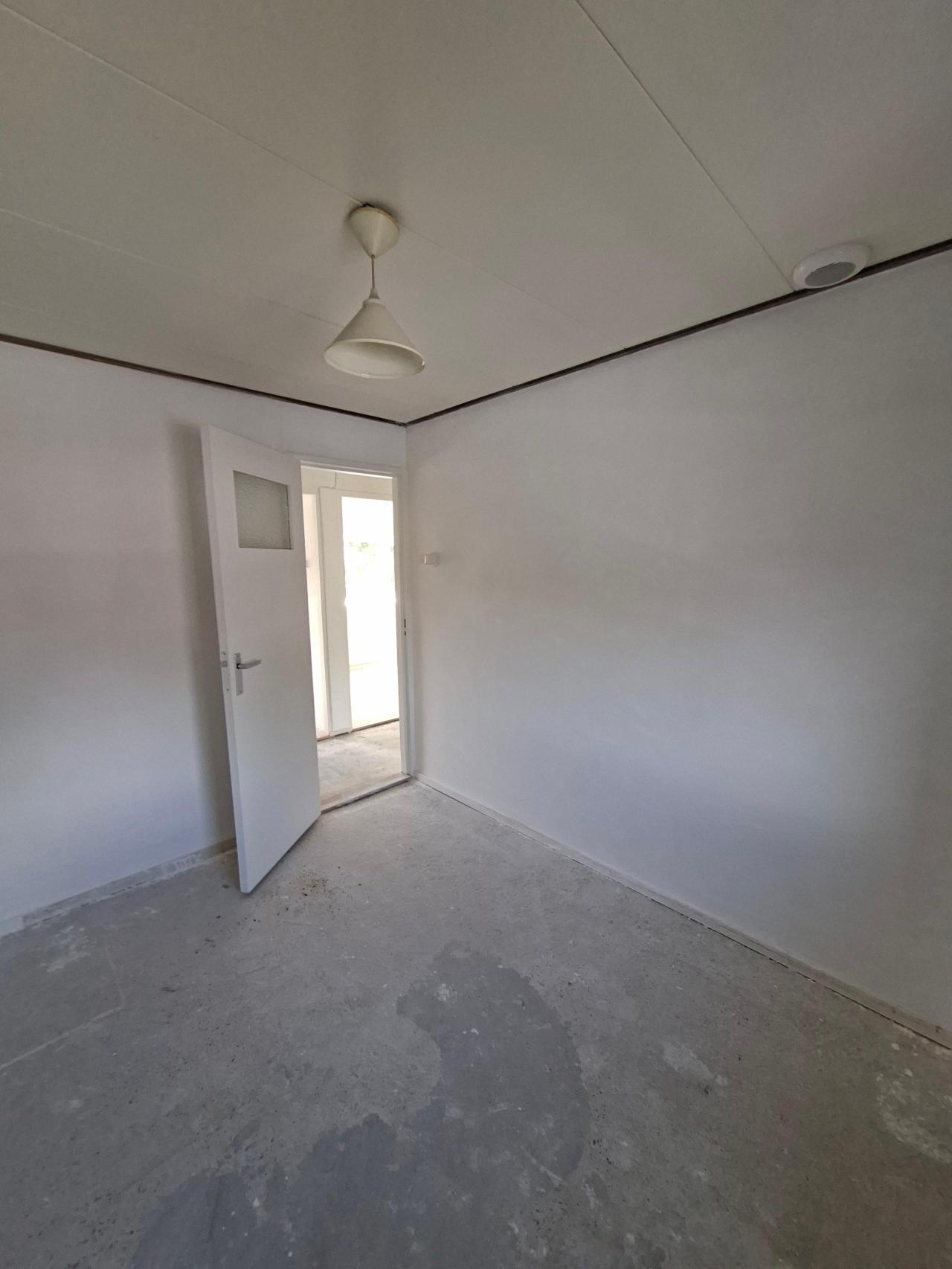 housePhoto