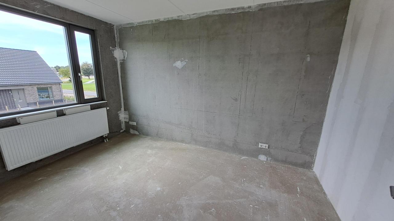 housePhoto