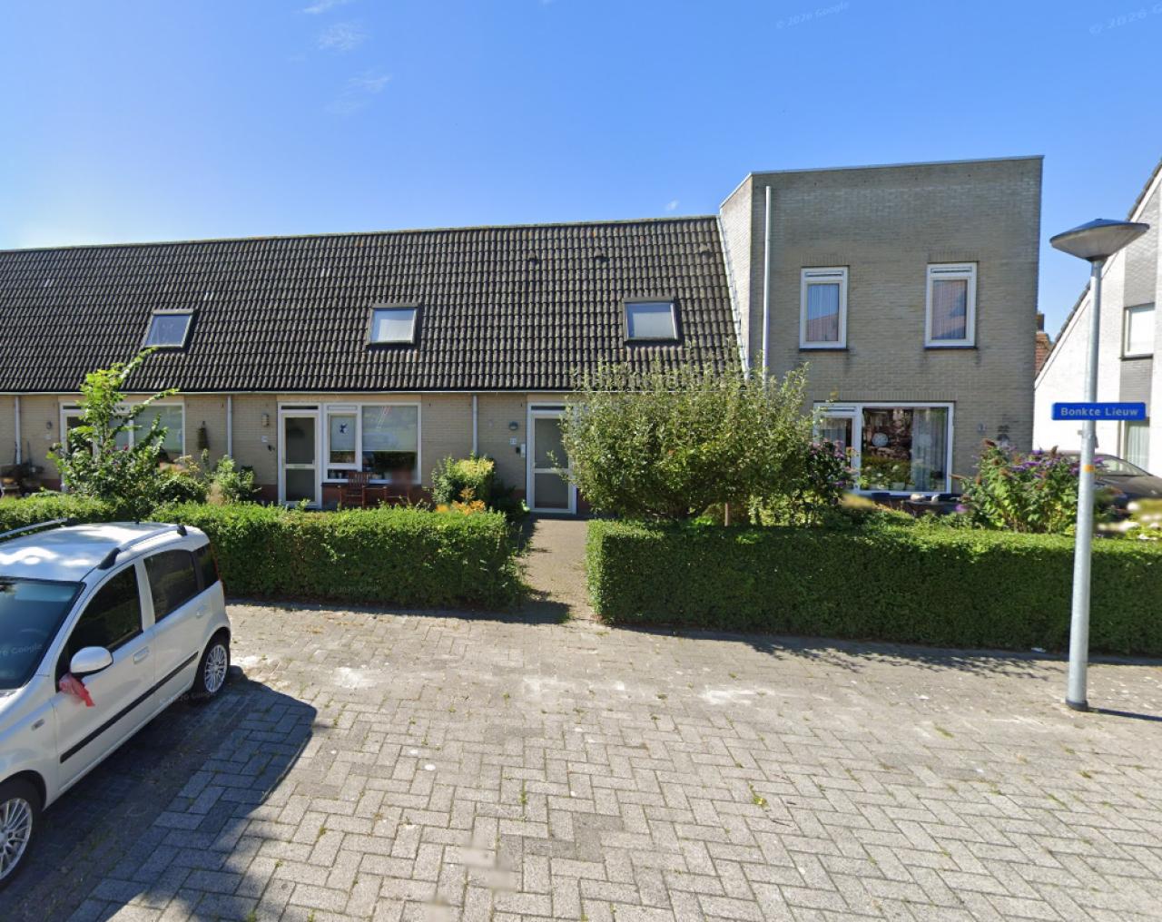 housePhoto
