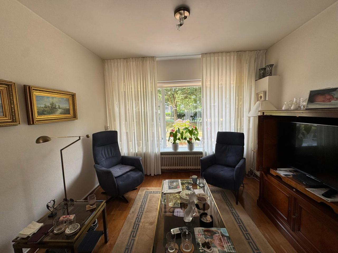 housePhoto
