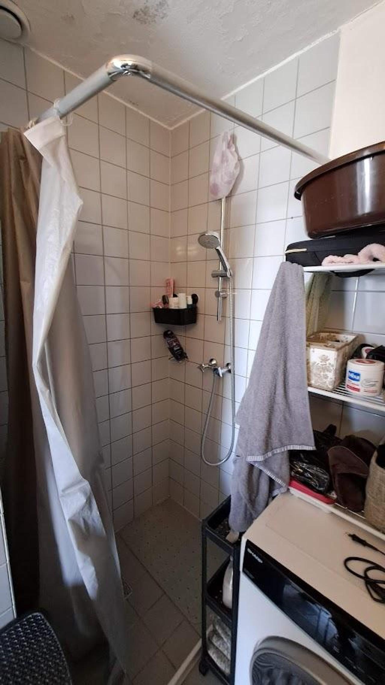 housePhoto
