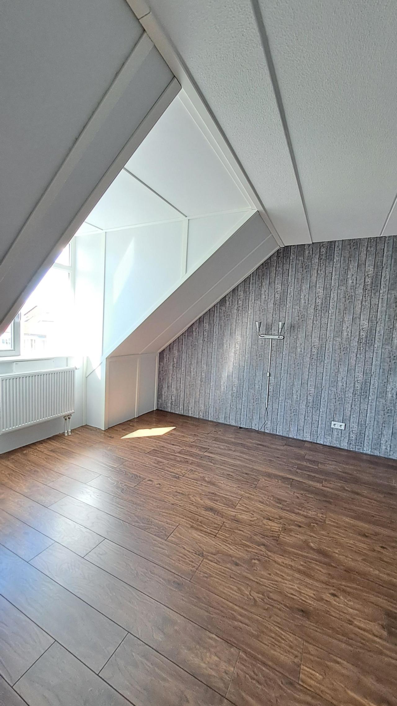 housePhoto