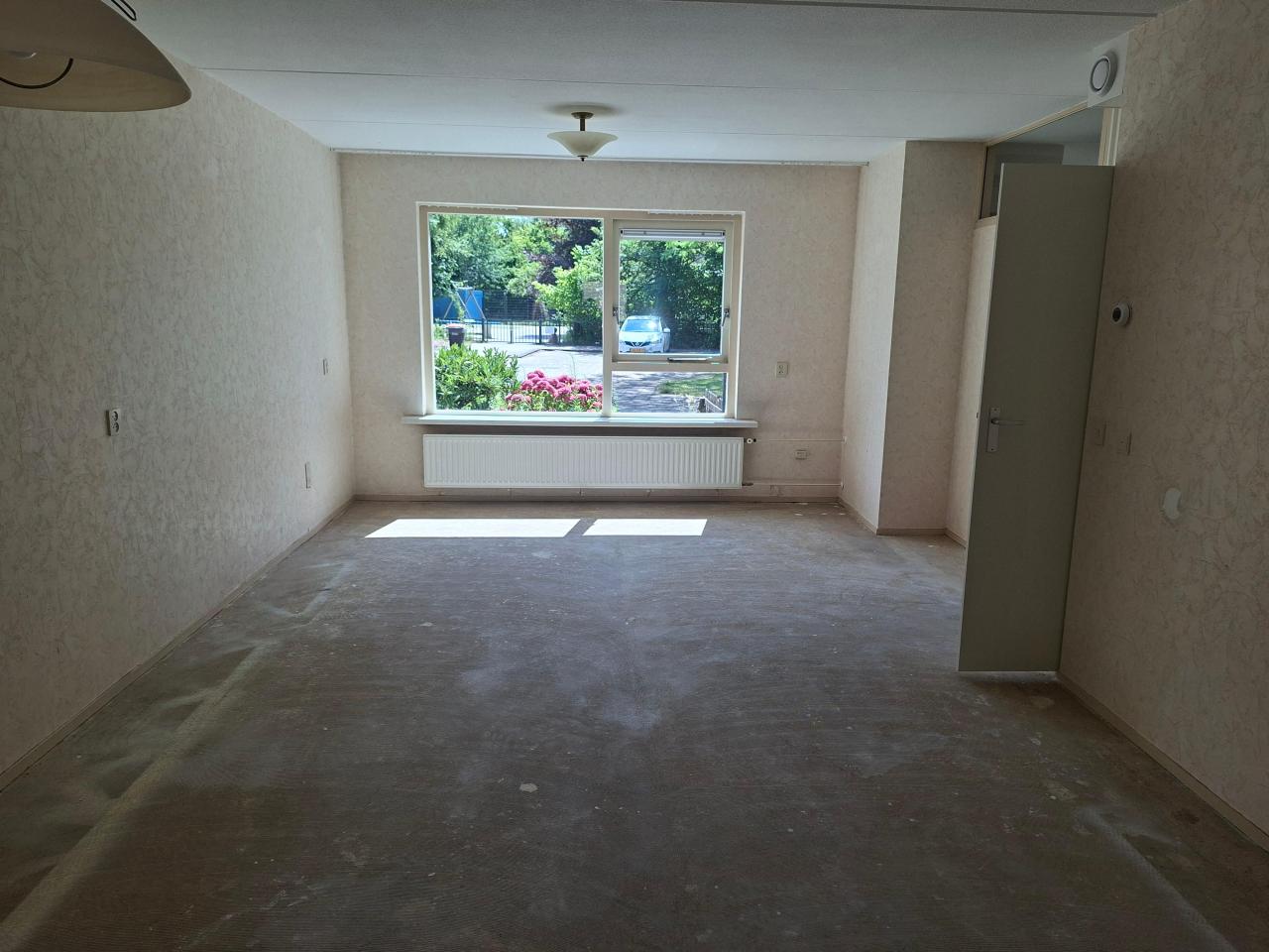 housePhoto