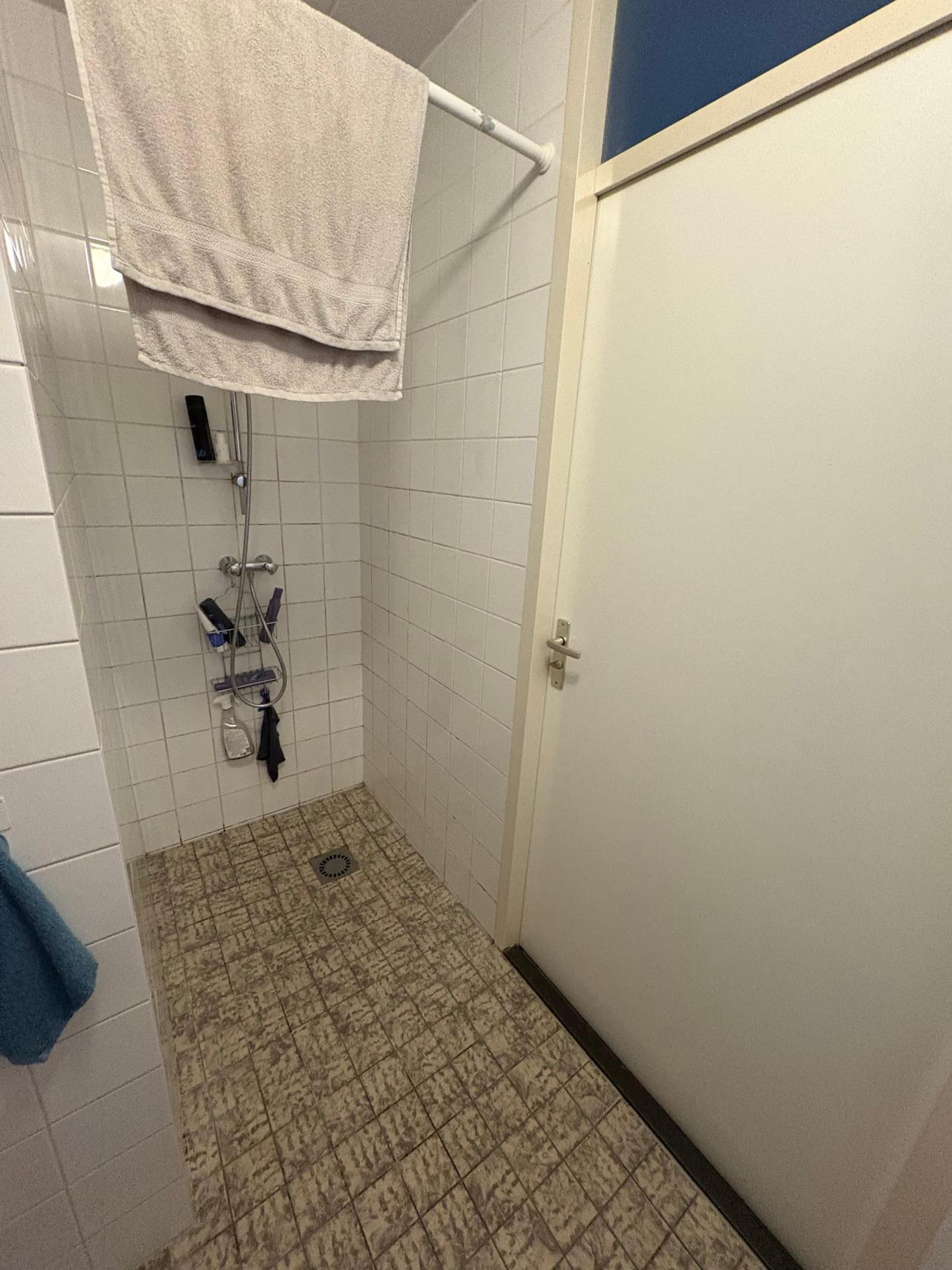 housePhoto