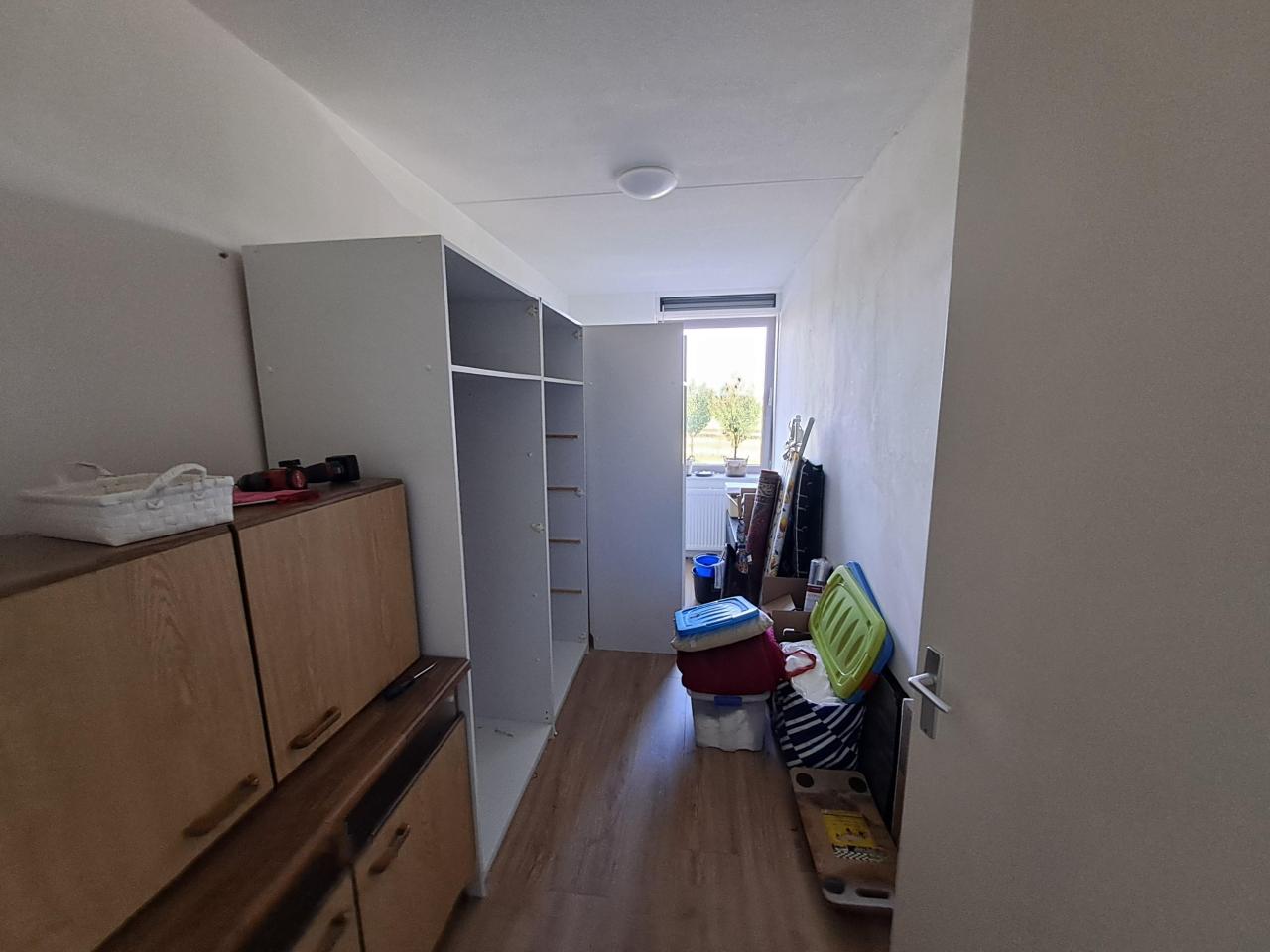 housePhoto